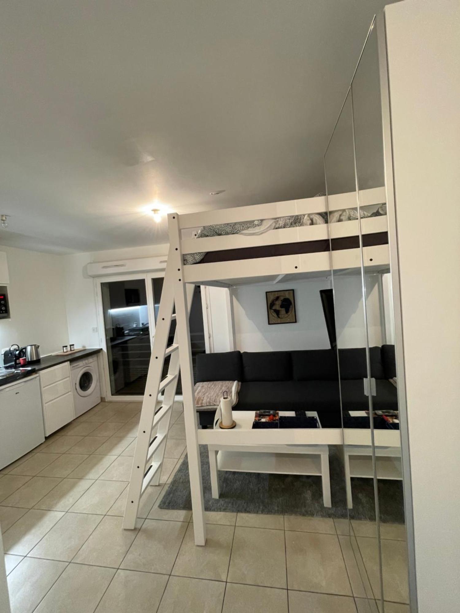 Appartement Lahcen Thorigny-sur-Marne Bagian luar foto