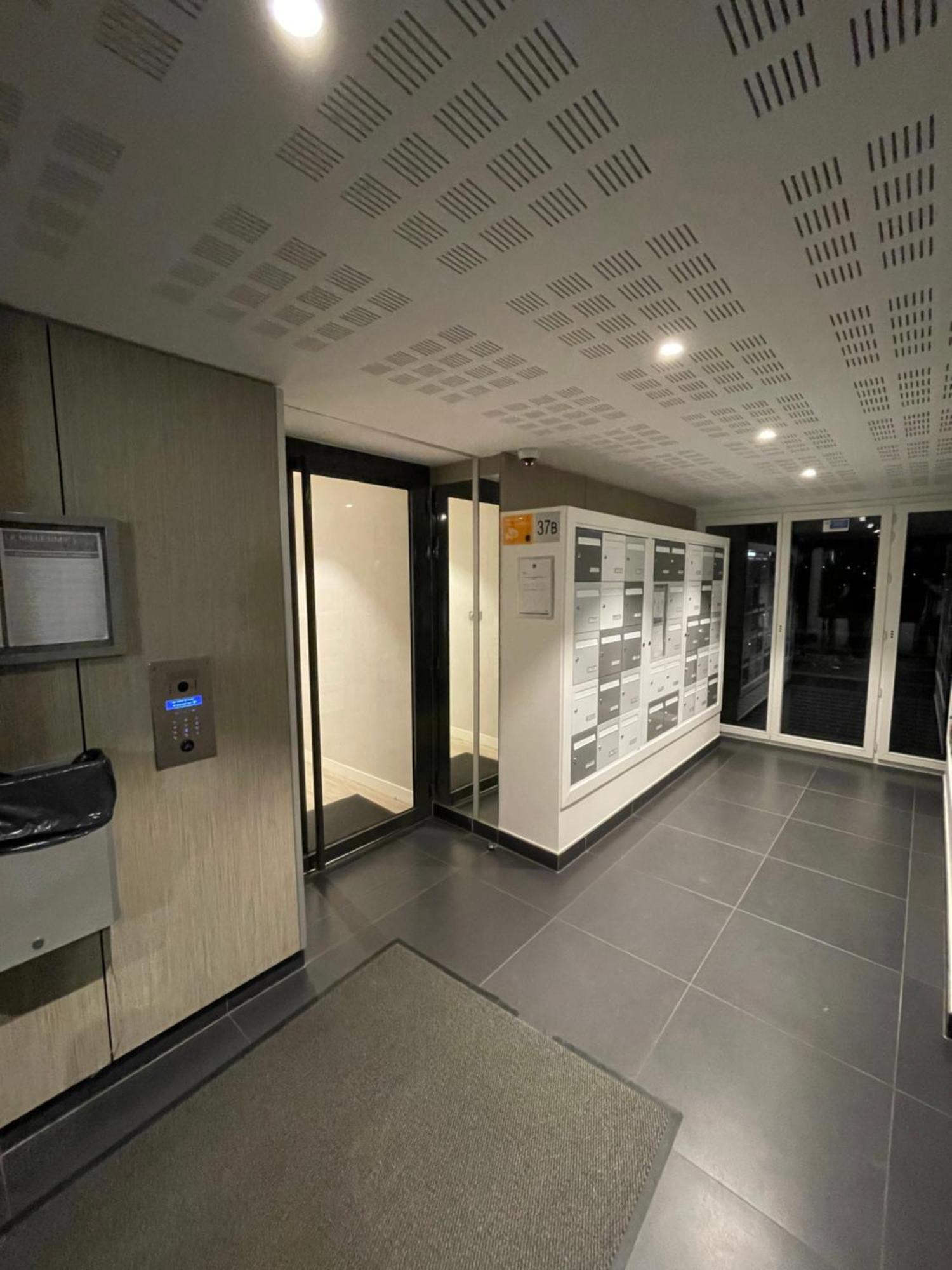 Appartement Lahcen Thorigny-sur-Marne Bagian luar foto