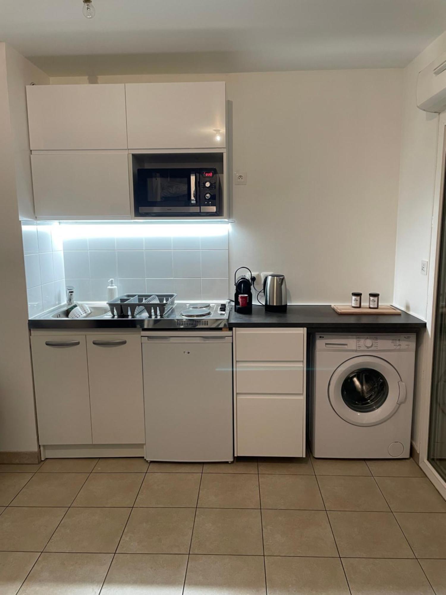 Appartement Lahcen Thorigny-sur-Marne Bagian luar foto