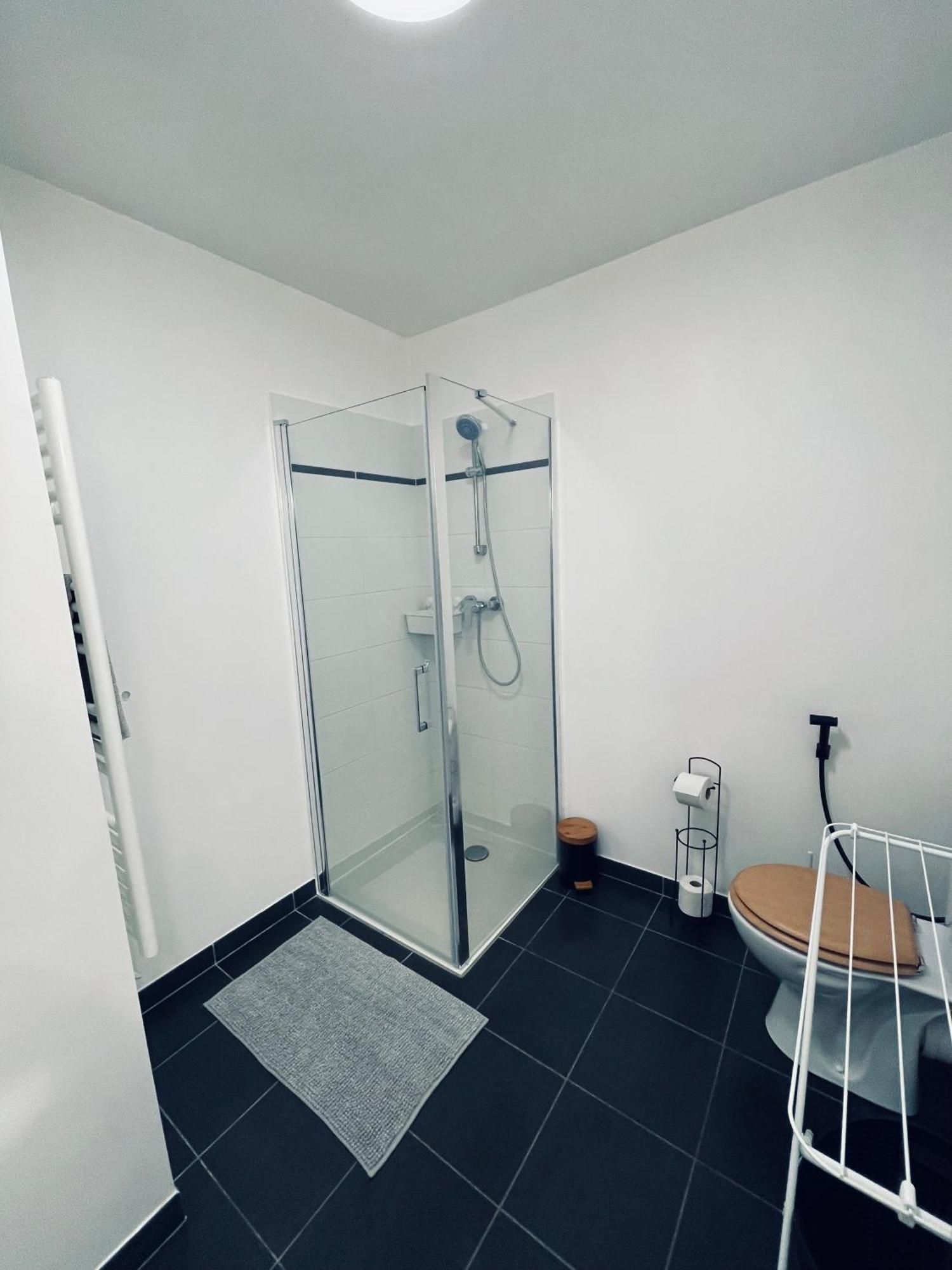 Appartement Lahcen Thorigny-sur-Marne Bagian luar foto